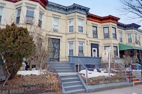 2nd image of 195 Sterling St