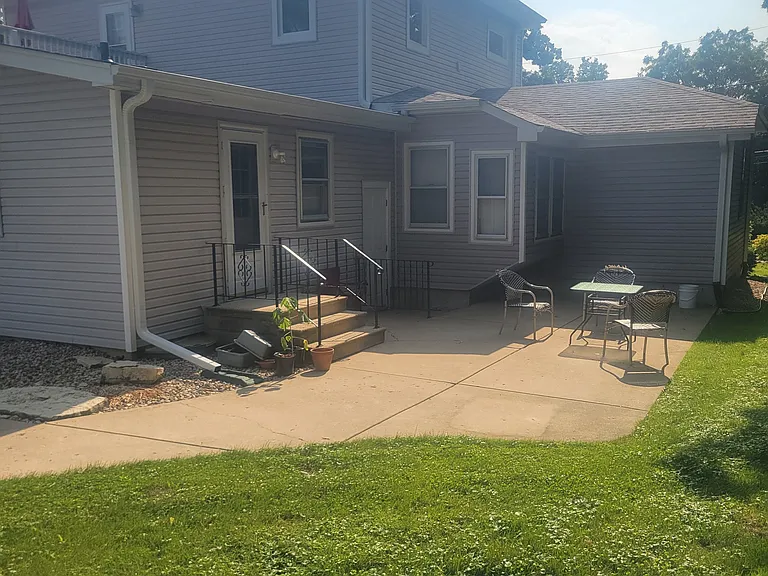 305 S Water St #3 — Photo 1