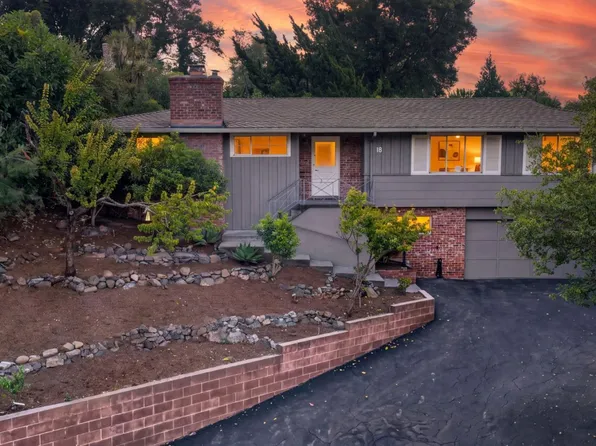 18 Woodcrest Cir, Oakland, CA 94602