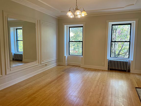 2nd image of 287 Pleasant Ave #3