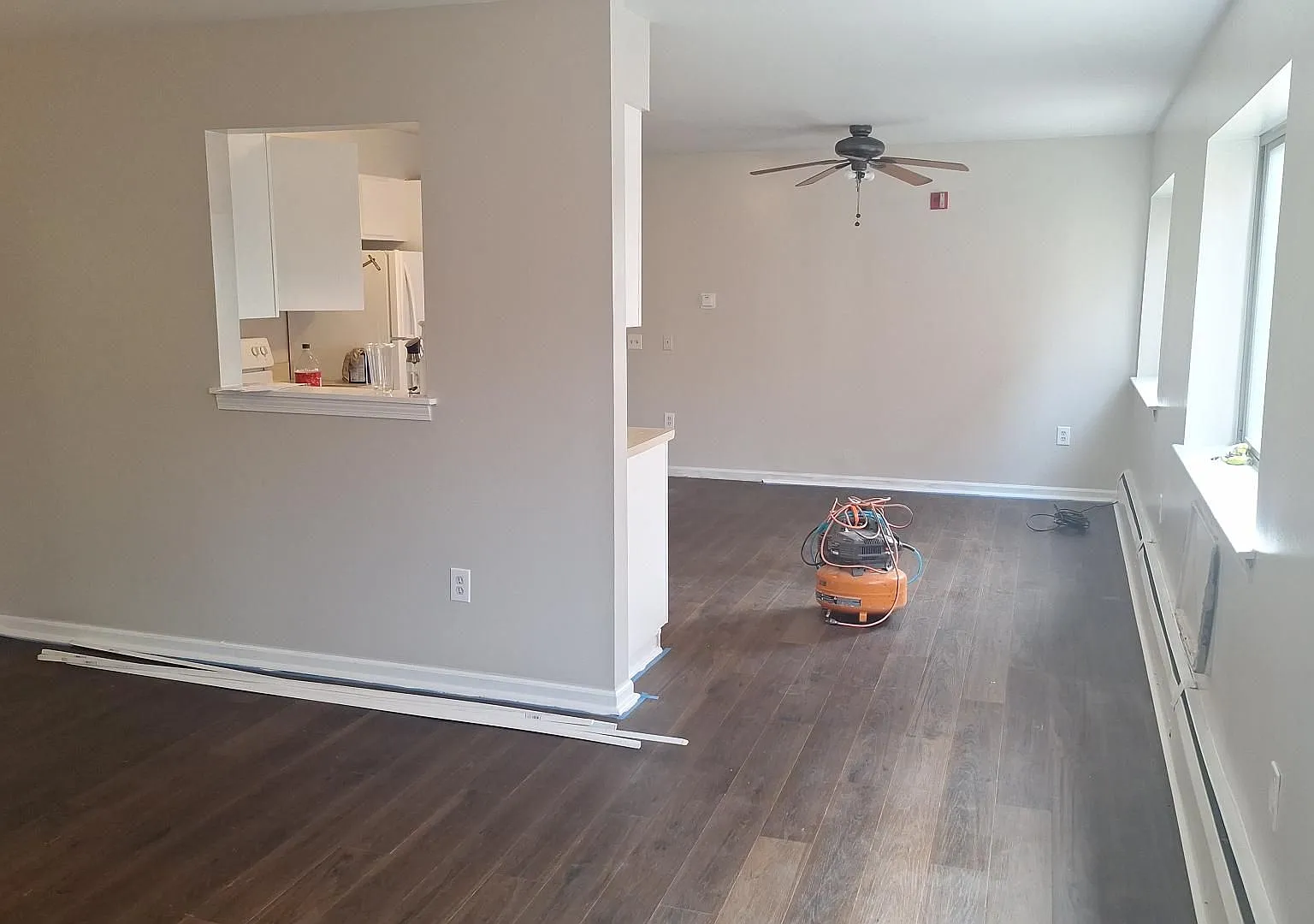 S0038 - 170 Seymour — Photo 3