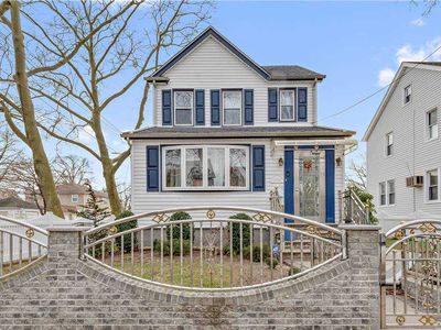 24318 Newhall Ave, Jamaica, NY, 11422