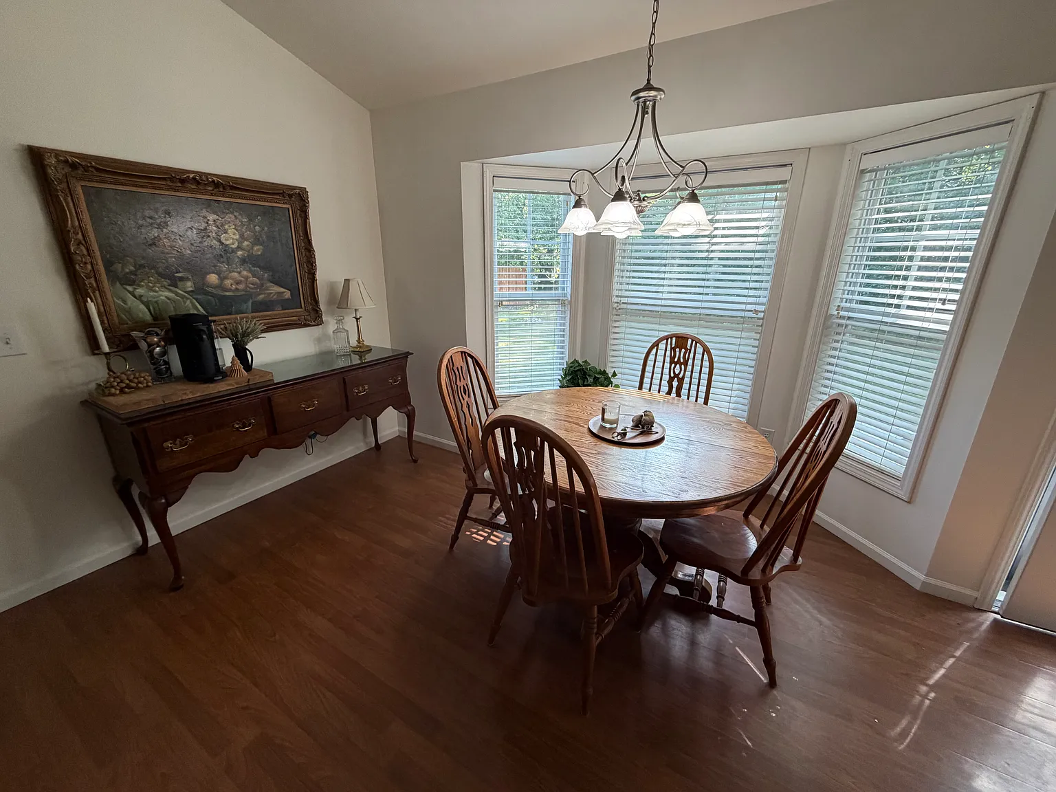 2 bed, 1198 sqft, $2,800 — Photo 4
