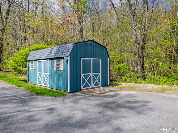 5th image of 52 Old Farm Road