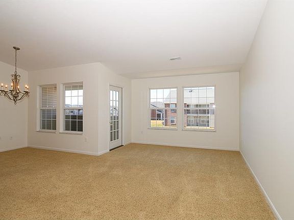 3rd image of 180 Langshire Ct