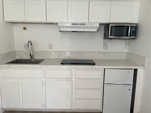 31863 Seaview St Photo 1