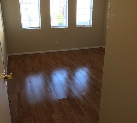 4th image of 87 Hillcrest Dr APT 4