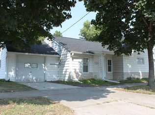 1611 4th St SE, Rochester, MN 55904