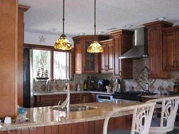 3rd image of 3288 Churchill Dr