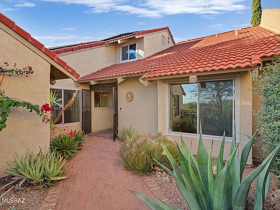 3rd image of 5937 N Placita Del Baron