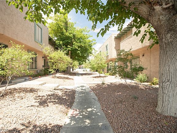 2nd image of 5927 Vegas Dr