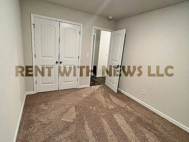 80 Shallow Dr — Photo 9
