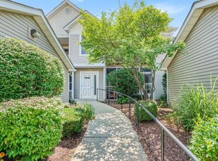 1589 Oakfield Dr, Ann Arbor, MI