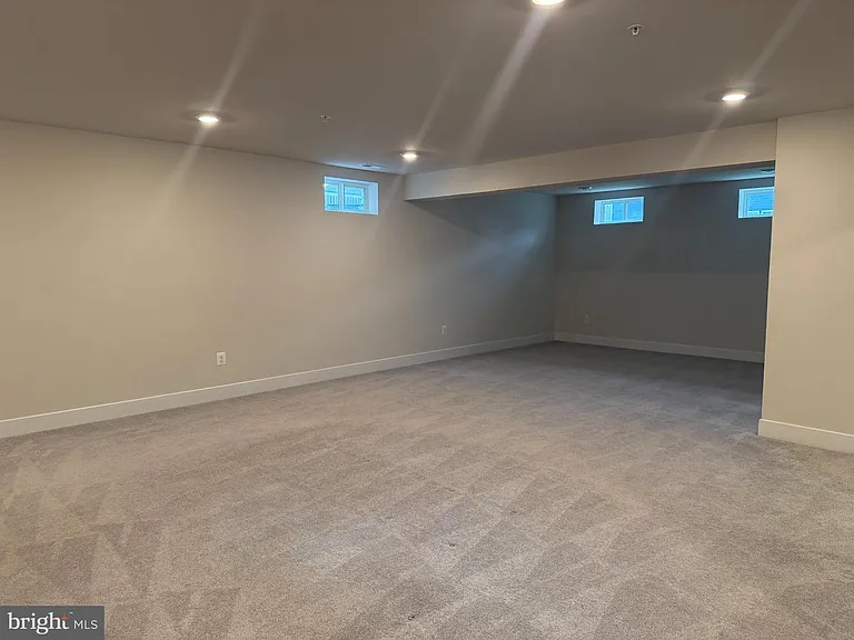 1407 Pinkerton St — Photo 16