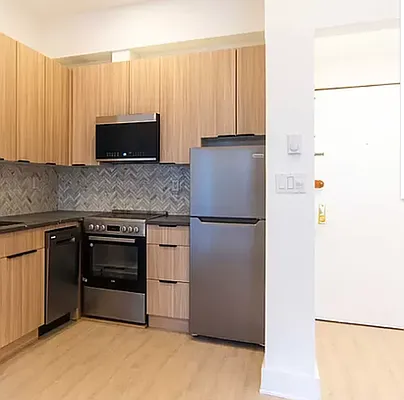 Rented by R New York | media 6
