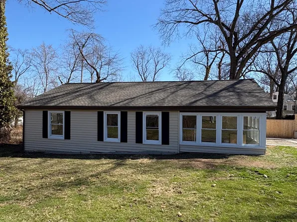 207 Pennsylvania Ave, Hainesport, NJ 08036