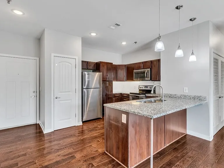 1118 Litton Ave #316 — Photo 6