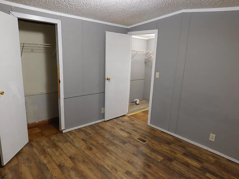 1561 Benton Station Rd — Photo 3