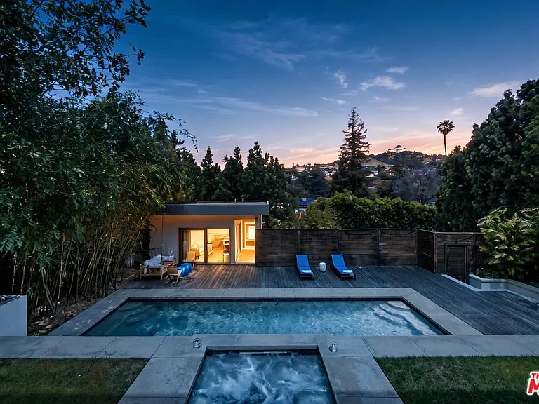 2035 De Mille Dr — Photo 4