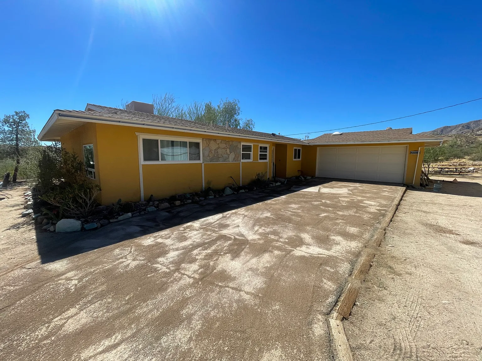 3 bed, 1440 sqft, $2,595 — Photo 3