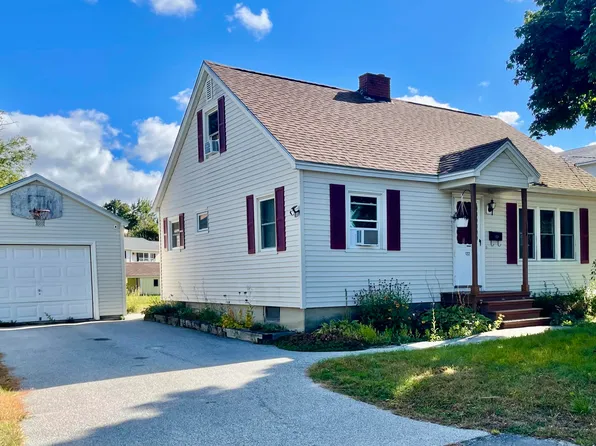 122 Chamberlain Street, Brewer, ME 04412