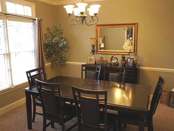 Formal Dining Rm