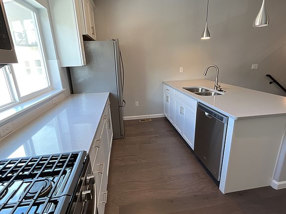 16_st_elmo_c_05122023