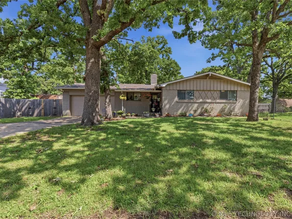 3007 W 55th St, Tulsa, OK 74107