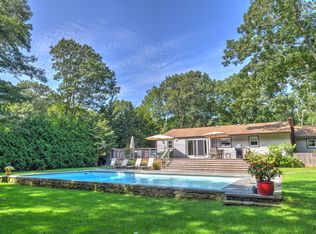 46 Runnymeade Dr, East Hampton, NY 11937