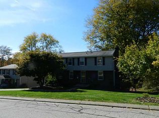 1094 Tidewood Dr, Bethel Park, PA