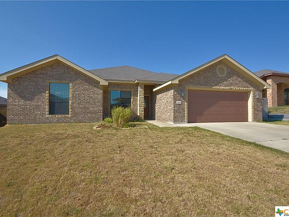 3rd image of 1807 Lindsey Dr