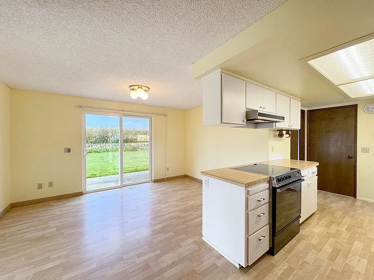 41 McLaughlin Rd — Photo 16