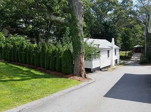 3rd image of 20 Theresa Ave