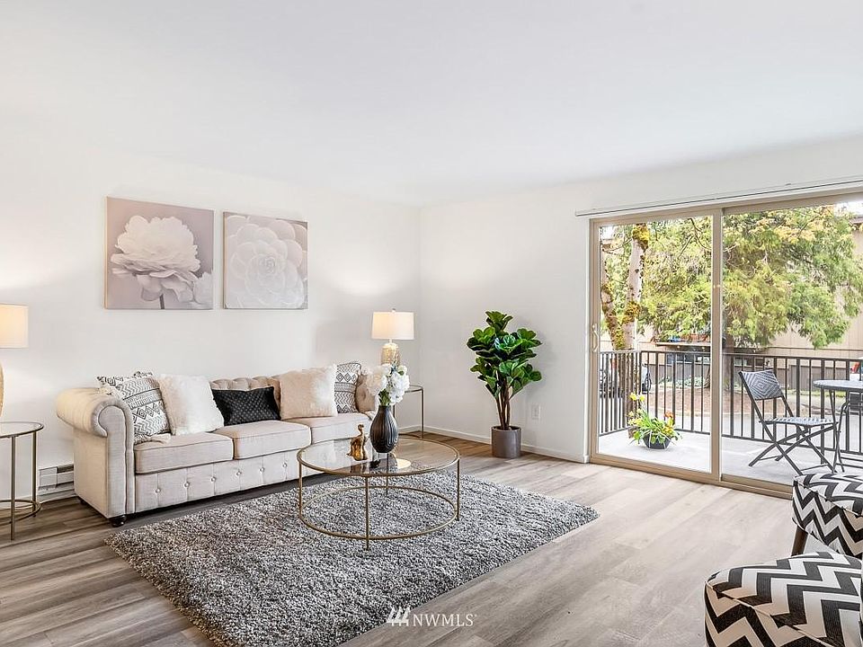 1st image of 11004 NE 68th St APT 916