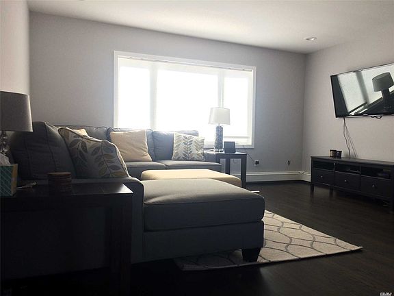 4th image of 58 Elm Dr