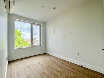 Rented by MADEHOME
