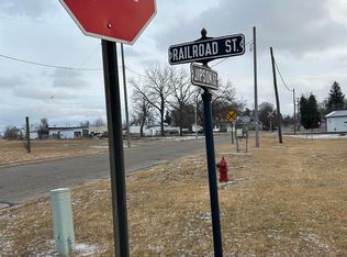 100 Railroad St, Blissfield, MI 49228