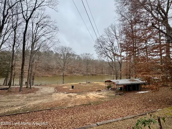 463 Lakeview Cir, Alexander City, AL 35010