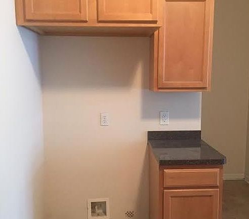 4th image of 30056 Euclid Ave Unit 9