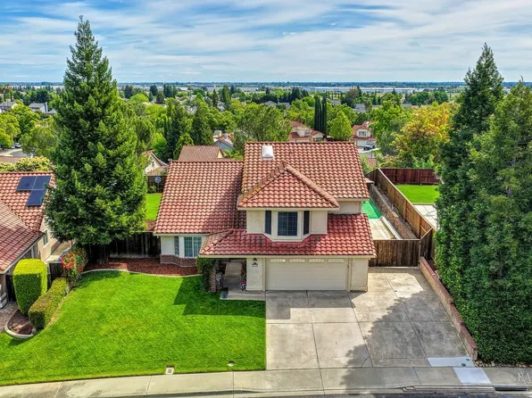 325 Kilgarvan Ct, Vacaville, CA 95688