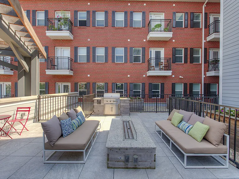 Flats at Switch — Photo 14