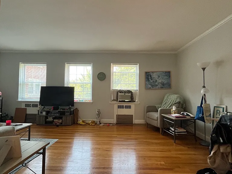 1157 Beacon St #5 — Photo 22