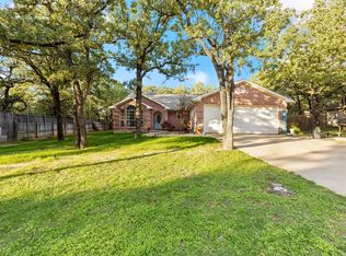 804 Bluebonnet Trl, Keene, TX 76059