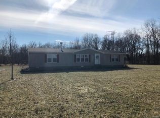 392 E 1000th Ave, Vandalia, IL 62471