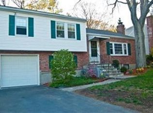 86 Stowecroft Rd #86, Arlington, MA 02474