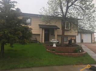 3257 Johnston Ln, Rapid City, SD 57703