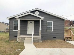 103 Harbour Ln, Hurricane, WV 25526