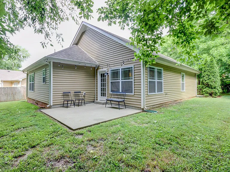 816 Dunbar Cave Rd — Photo 29