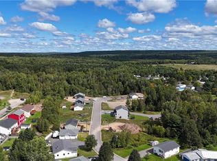 75 Malibu St, Fredericton, NB E3A5P9