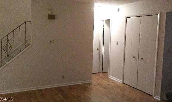 3rd image of 1321 Cedarwood Dr Unit 48-E